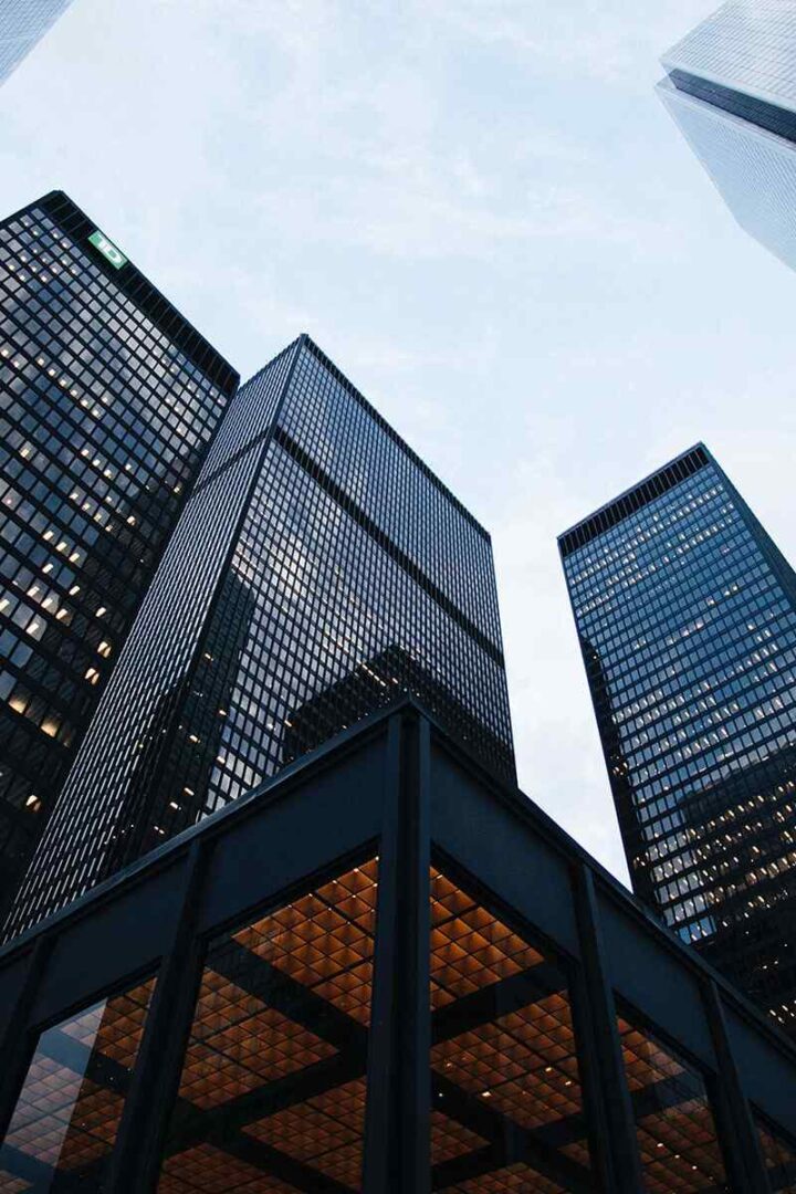 https://novakarierarecruitment.com/wp-content/uploads/2020/09/map-image-720x1080.jpg